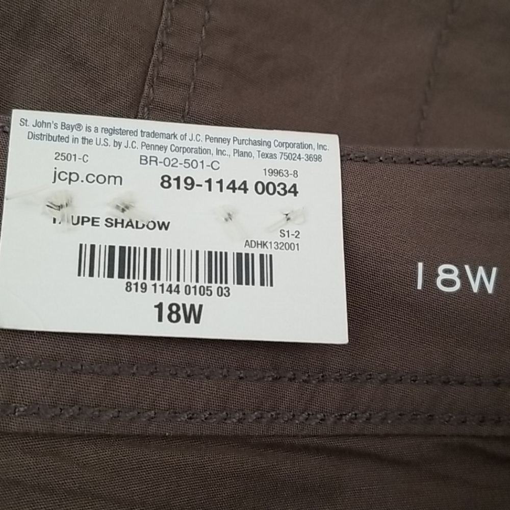 NWT ST JOHNS BAY TAUPE SHORTS - Picture 8 of 9